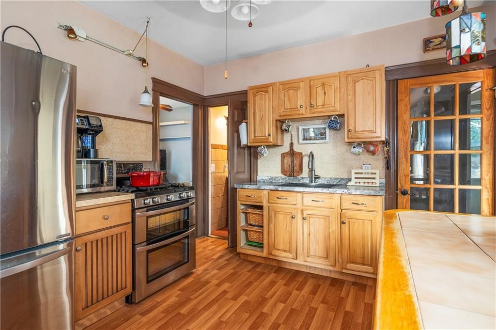 19 Hopkins Street Lincoln, RI 02865 - Photo 6 of 22