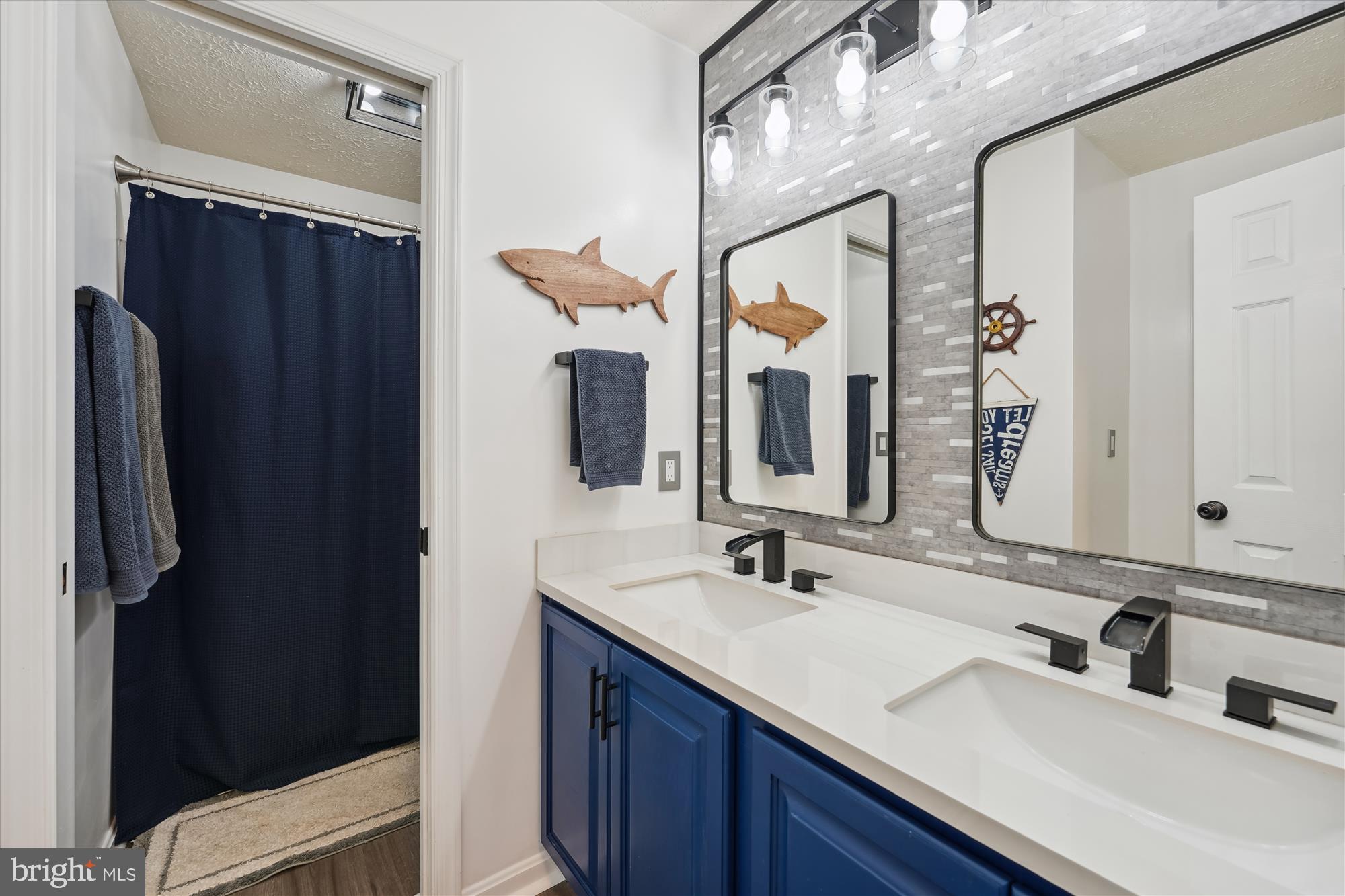 5265 Celestial Lane Waldorf, MD 20601 - Photo 53 of 111 Hall Bathroom