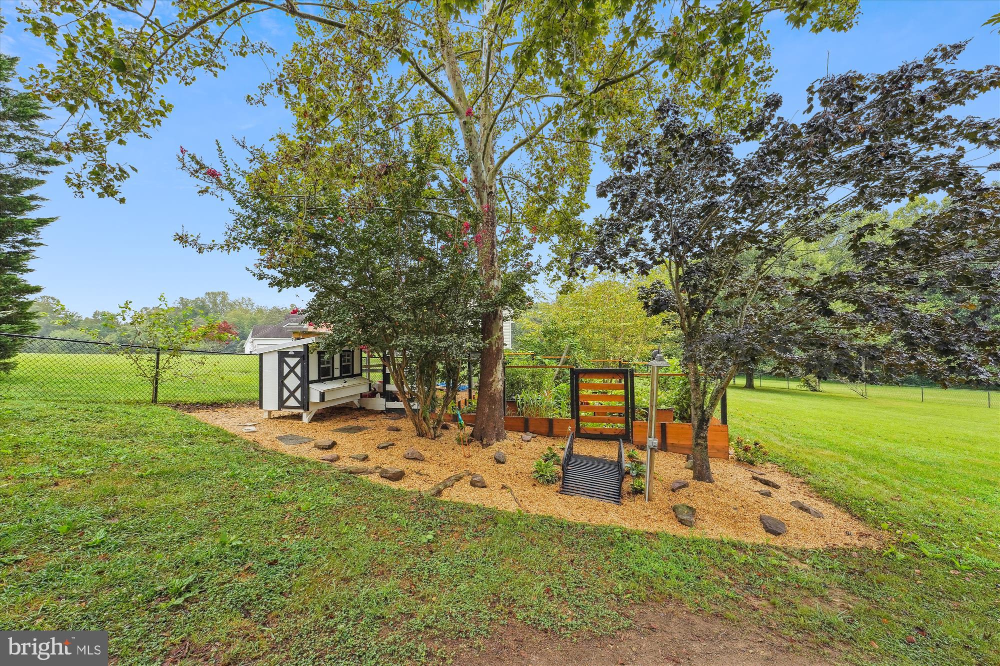5265 Celestial Lane Waldorf, MD 20601 - Photo 78 of 111 Raised Garden and Chicken Coop