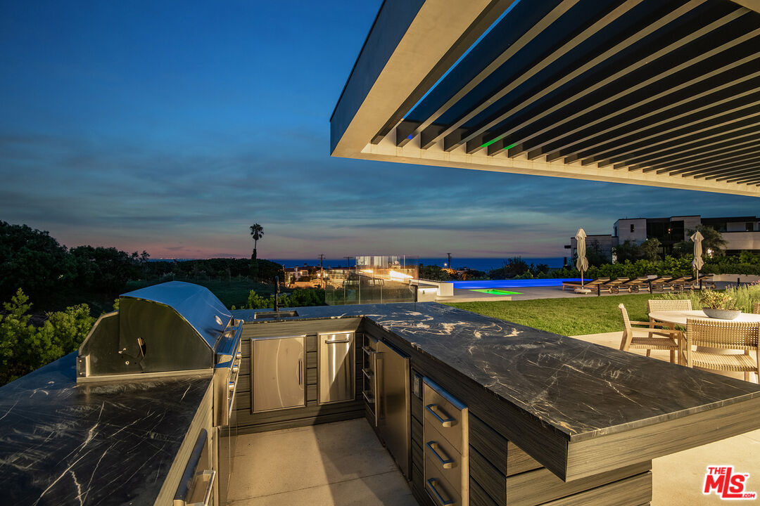 23919 Malibu Road Malibu, CA 90265 - Photo 23 of 31