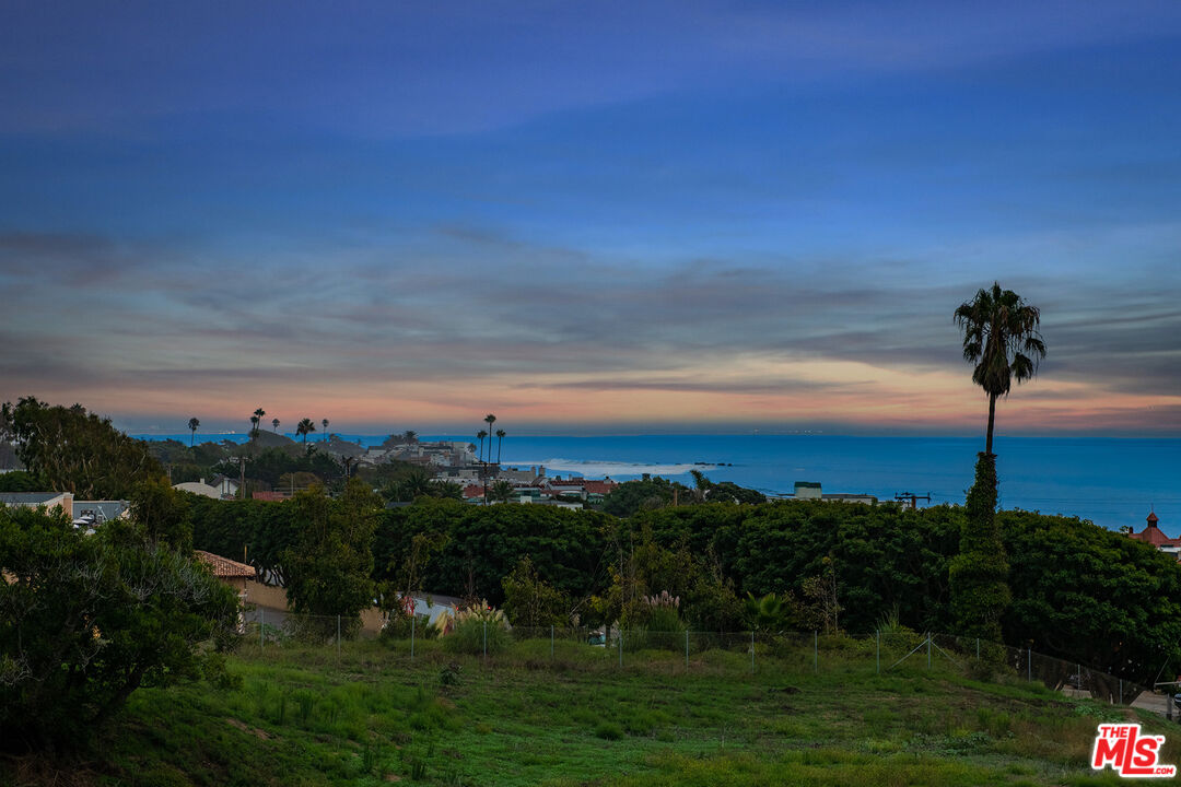 23919 Malibu Road Malibu, CA 90265 - Photo 28 of 31