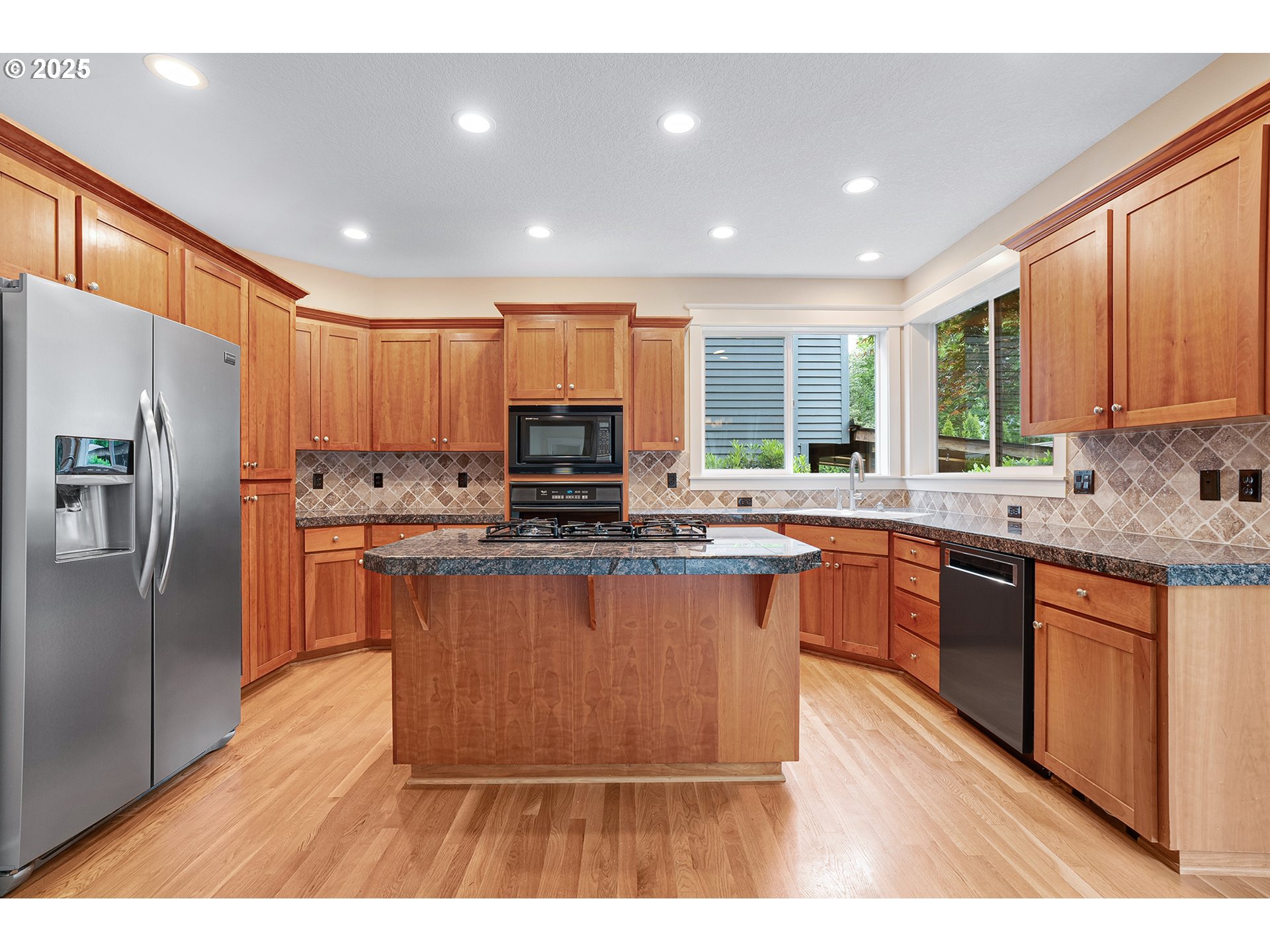 3578 Northwest Gerritz Terrace Portland, OR 97229 - Photo 12 of 38