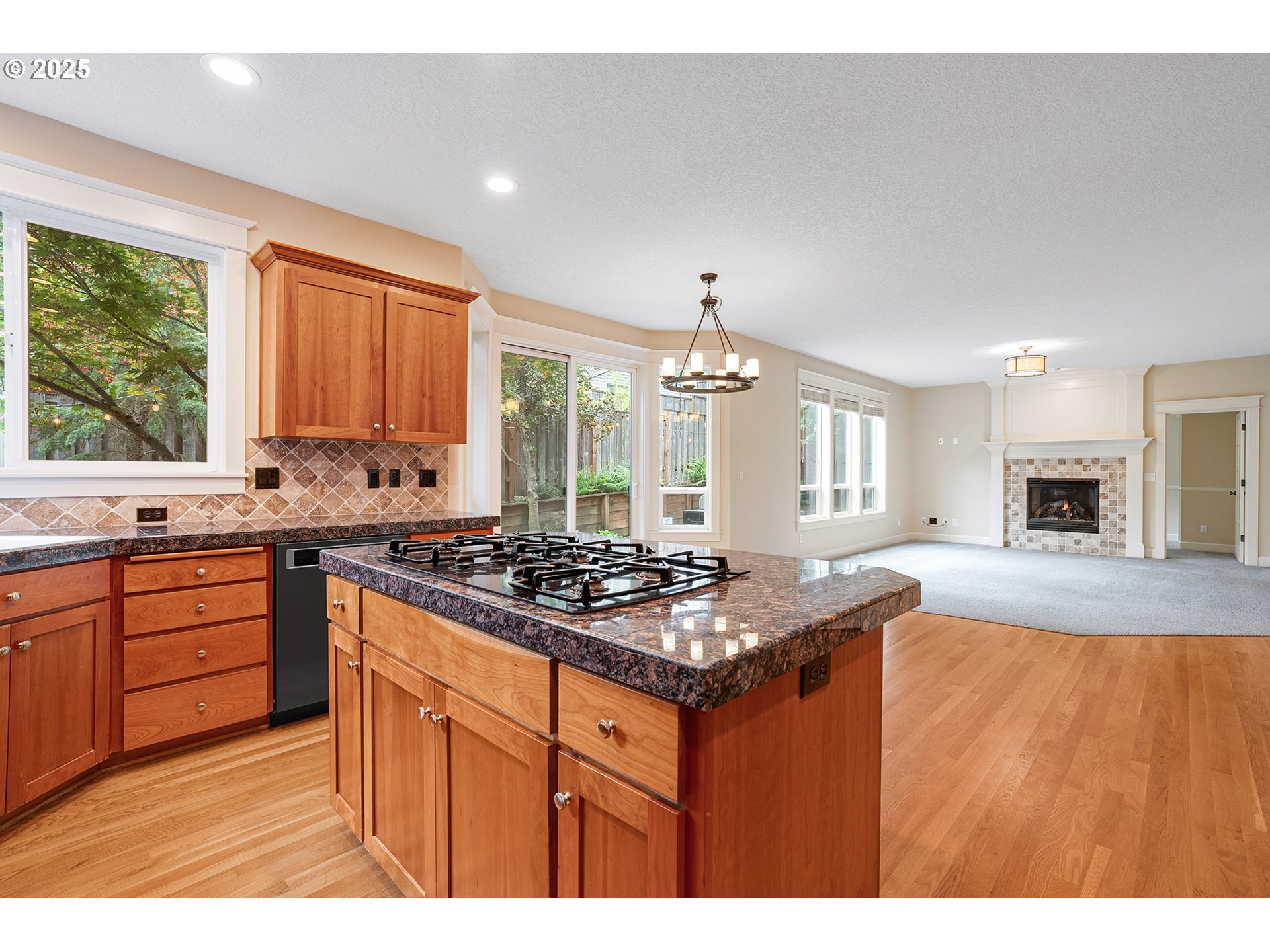 3578 Northwest Gerritz Terrace Portland, OR 97229 - Photo 14 of 38