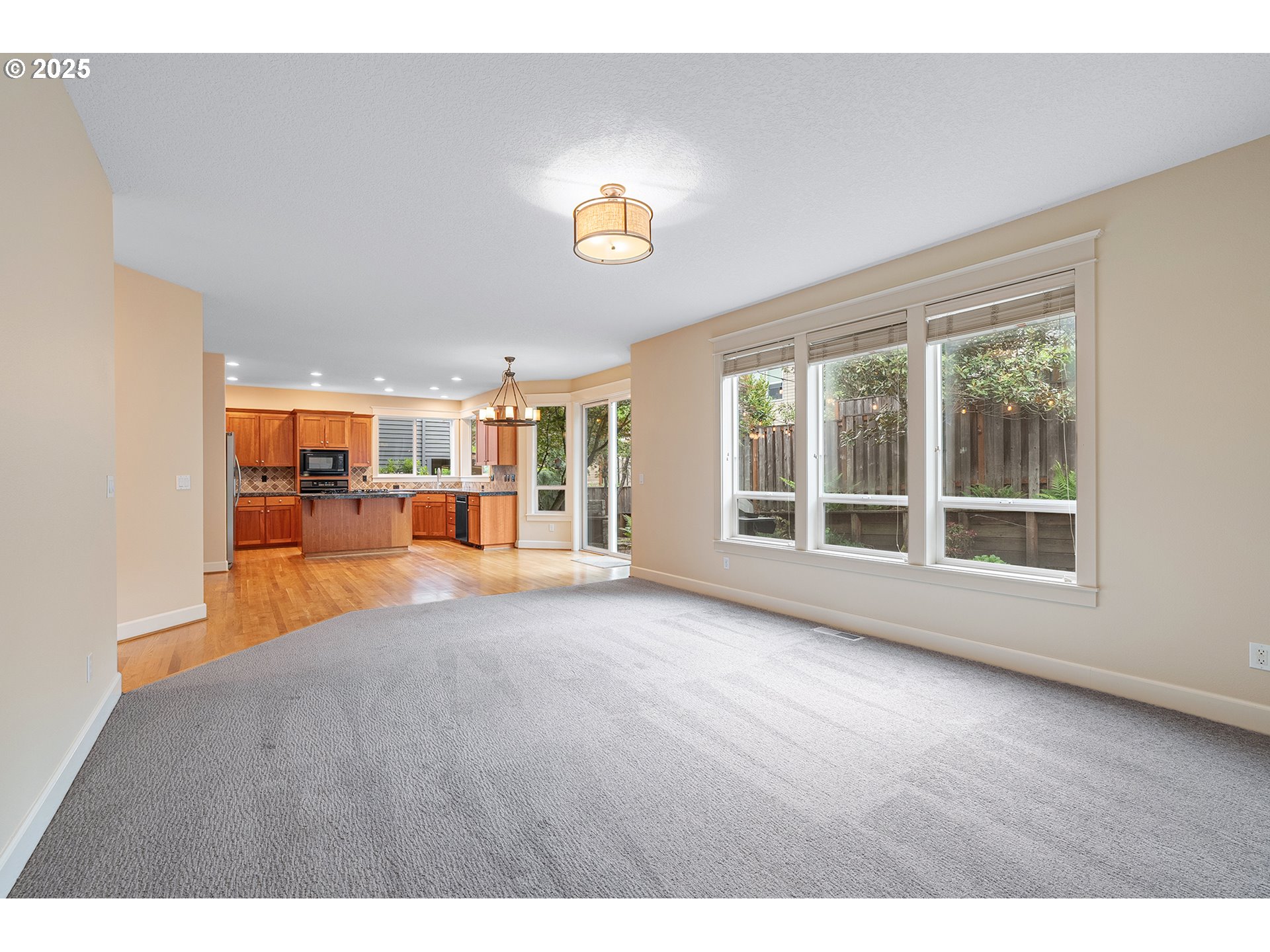 3578 Northwest Gerritz Terrace Portland, OR 97229 - Photo 18 of 38