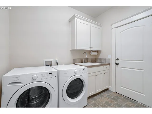 $849,000 | 3578 Northwest Gerritz Terrace, Portland, OR 97229