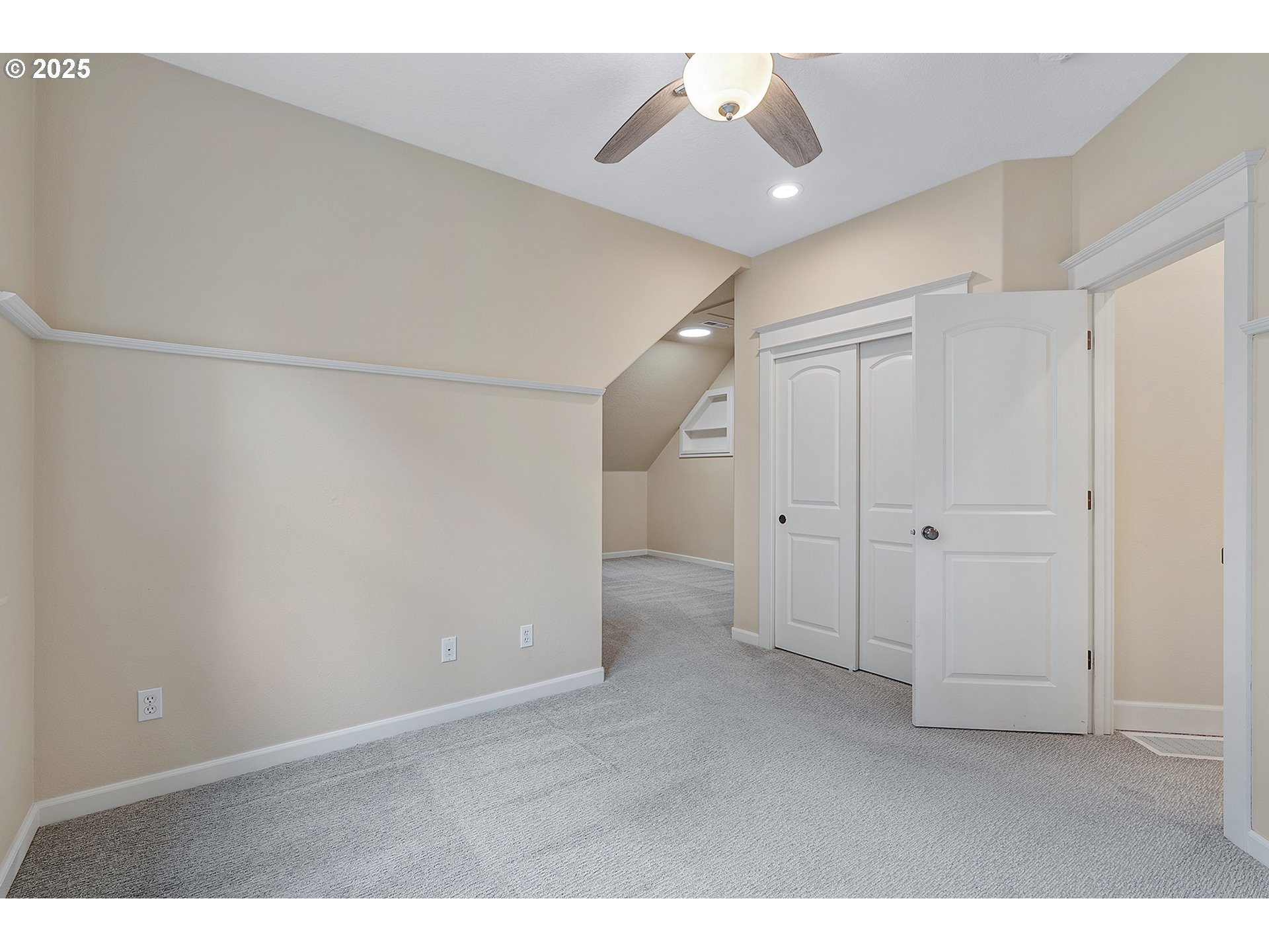 3578 Northwest Gerritz Terrace Portland, OR 97229 - Photo 29 of 38