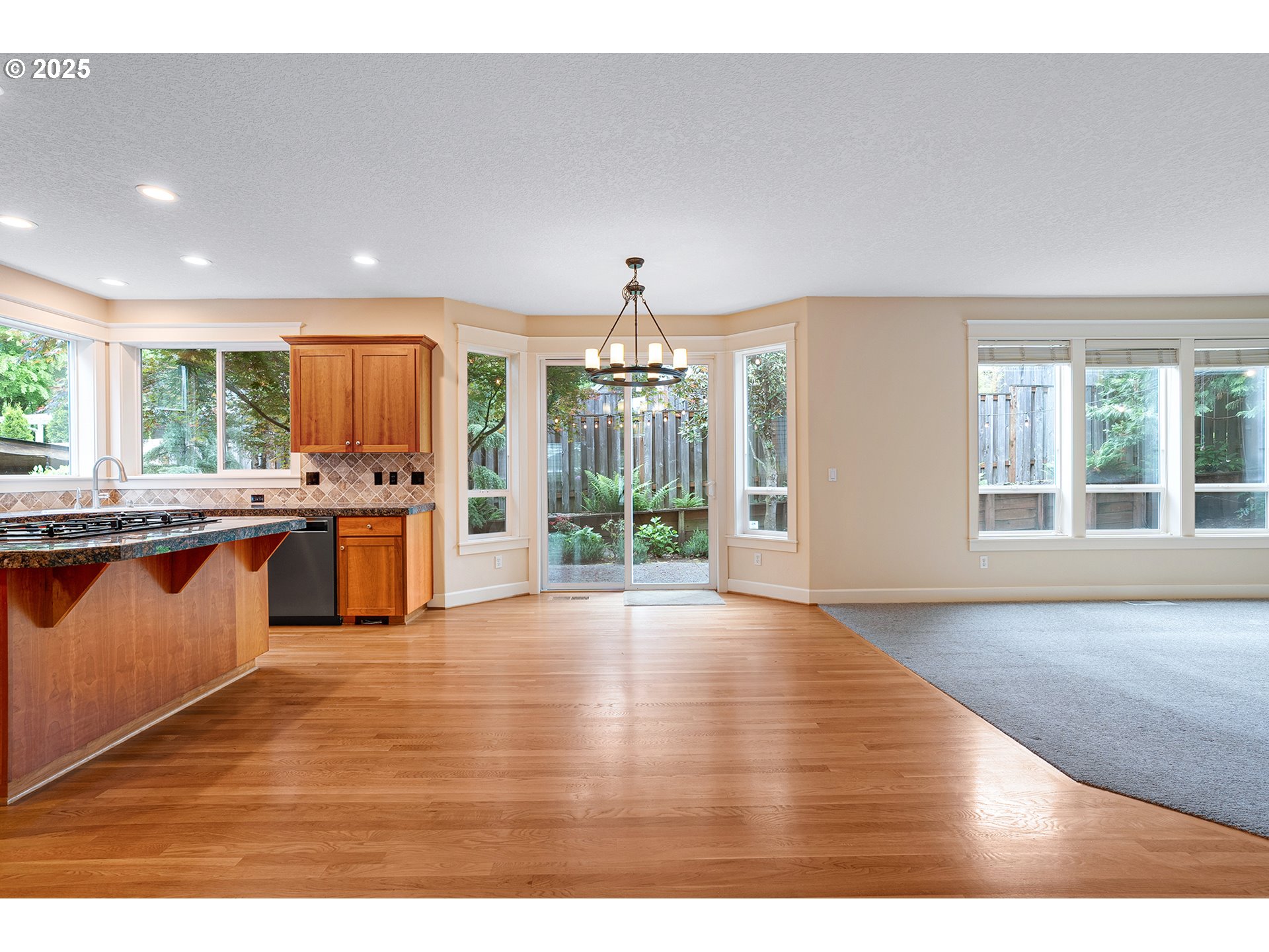 3578 Northwest Gerritz Terrace Portland, OR 97229 - Photo 10 of 38