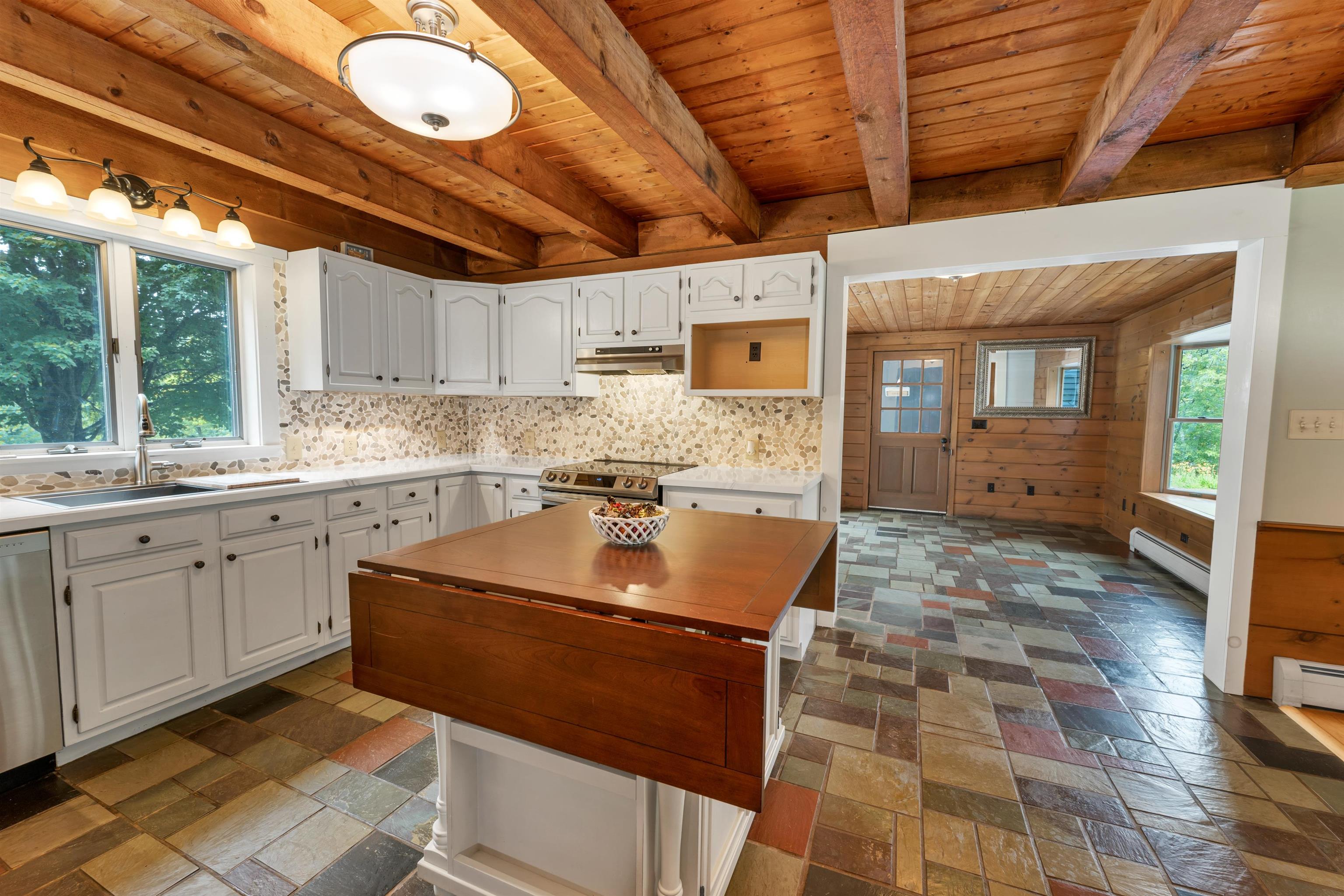 1055 Pine Street Hopkinton, NH 03229 - Photo 12 of 46