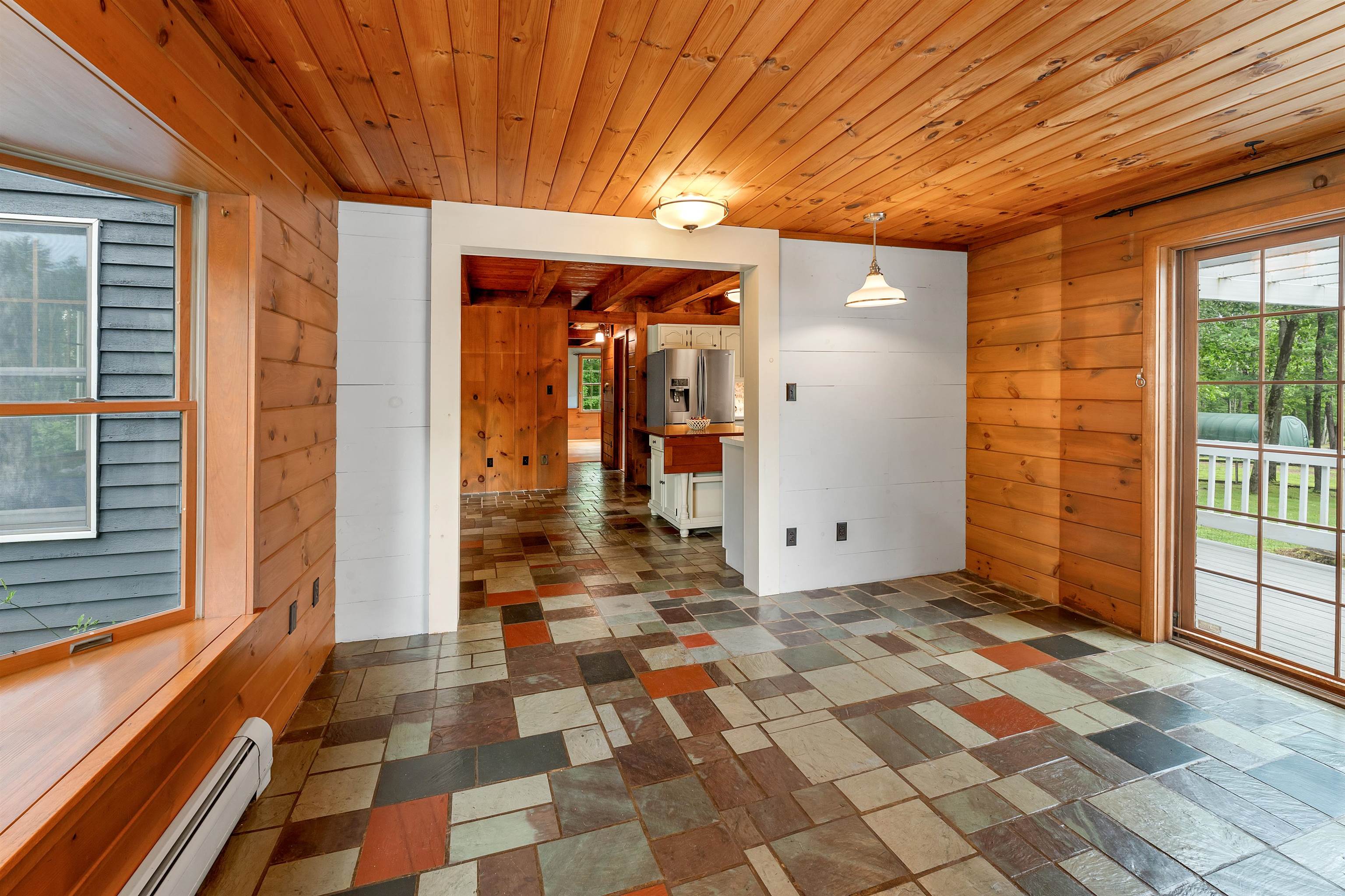 1055 Pine Street Hopkinton, NH 03229 - Photo 9 of 46