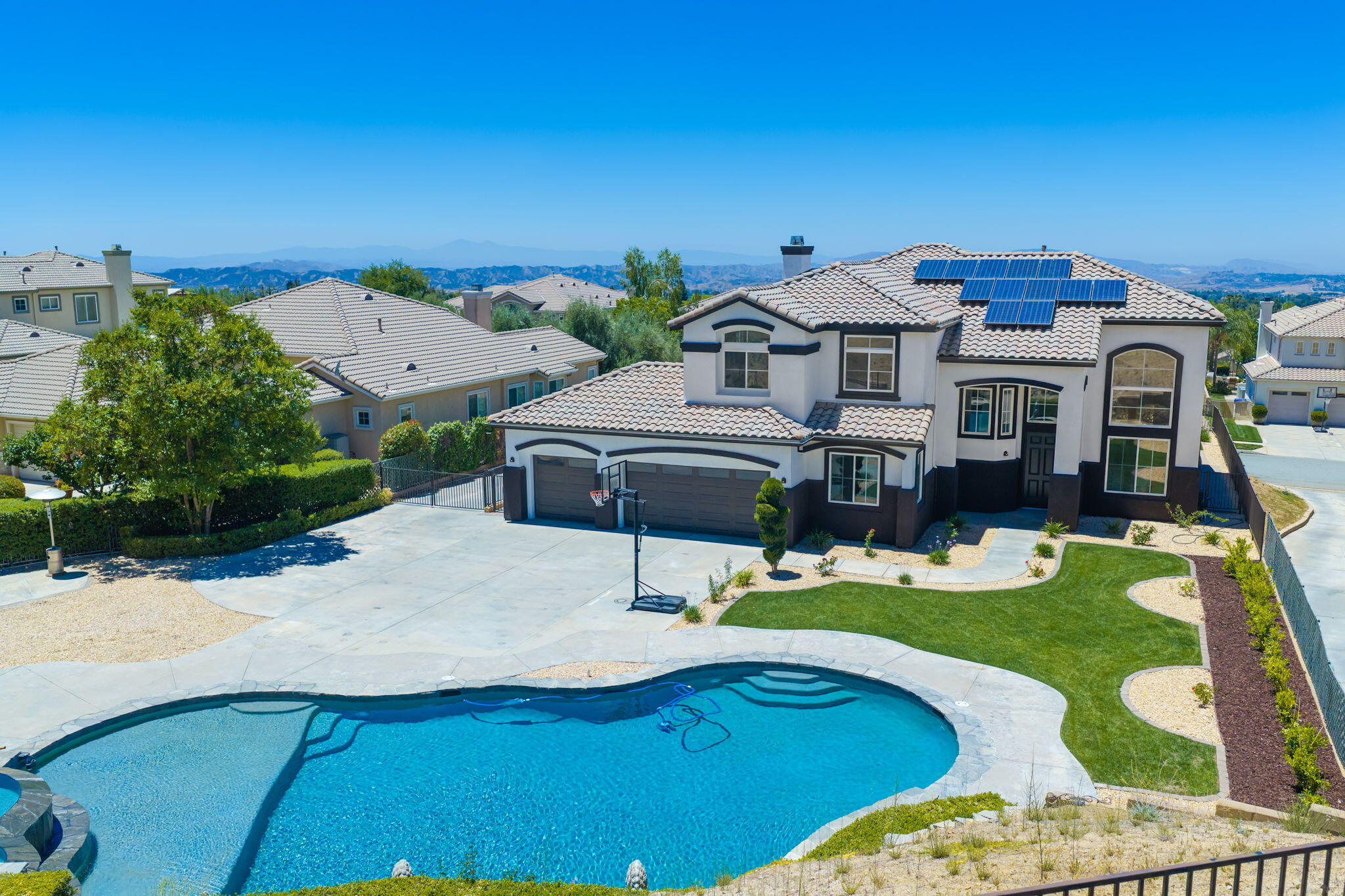 13435 Canyon Crest Road Yucaipa, CA 92399 - Photo 1 of 70 18-web-or-mls-GS_CanyonCrest_Miller_0726