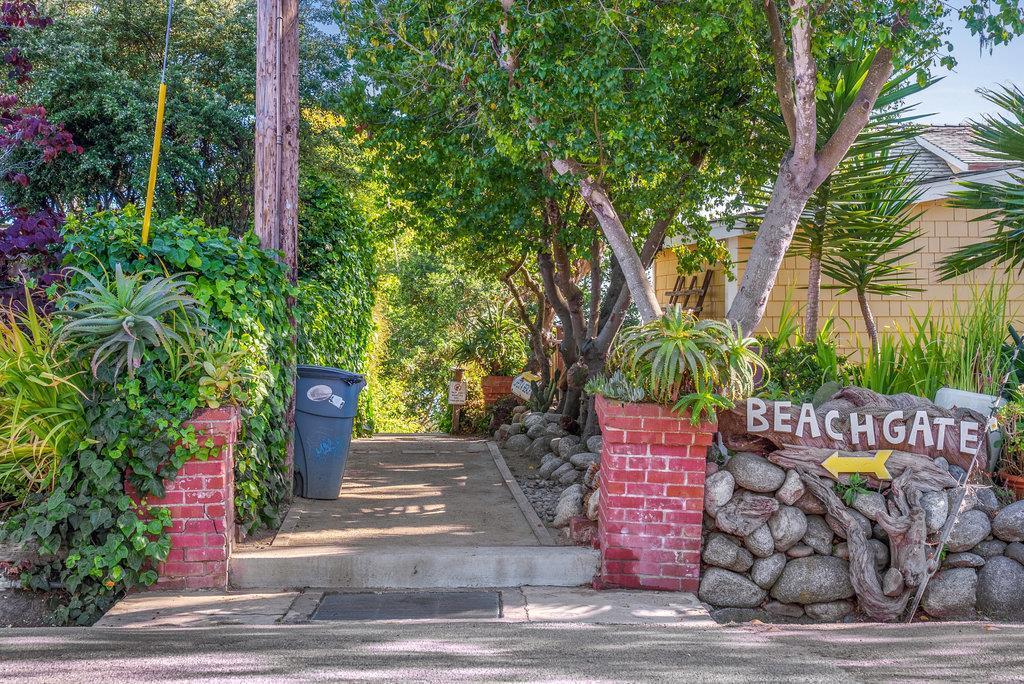 771 Seacliff Drive Aptos, CA 95003 - Photo 24 of 26 a front view of a house with garden
