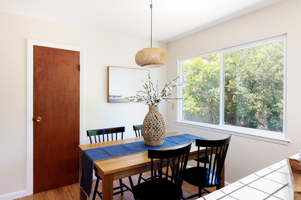 771 Seacliff Drive Aptos, CA 95003 - Photo 7 of 26 a dining room with furniture and window