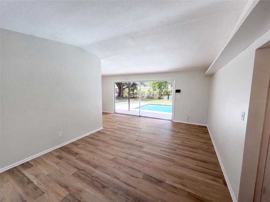 4511 Montclair Road Orlando, FL 32812 - Photo 3 of 23 Gallery Image 3