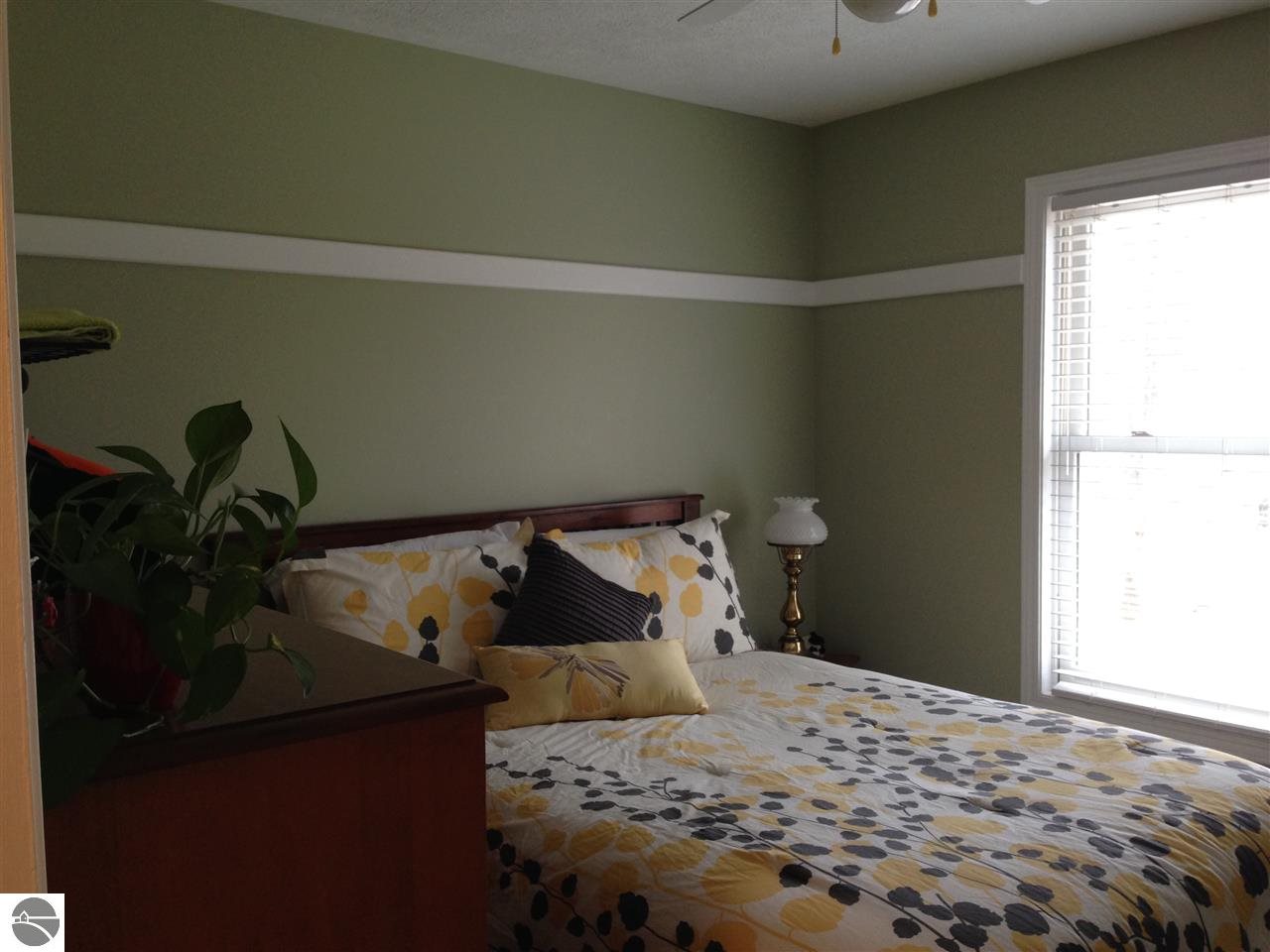 3803 Prouty Road Traverse City, MI 49686 - Photo 10 of 26 1782026-9.JPG