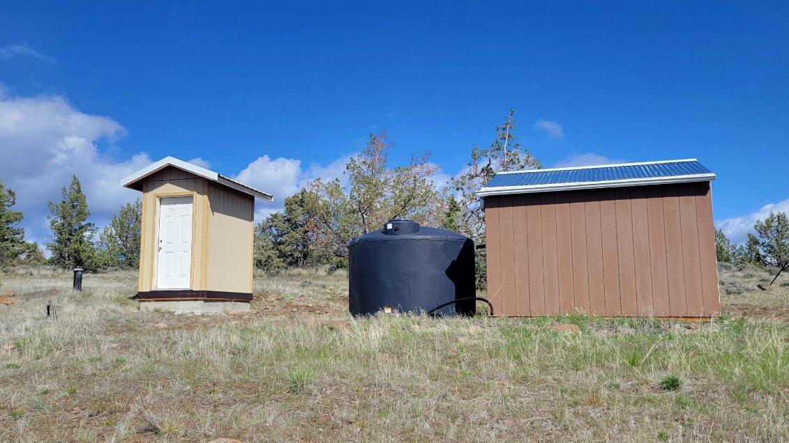 1000 Southeast Wolf Road Prineville, OR 97754 - Photo 5 of 30 image000004 (3)