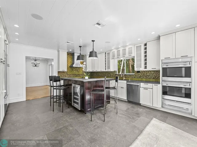 $1,259,000 | 2709 Northeast 30th Street, Fort Lauderdale, FL 33306