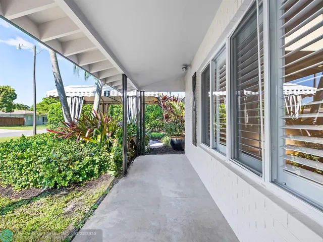 $1,259,000 | 2709 Northeast 30th Street, Fort Lauderdale, FL 33306