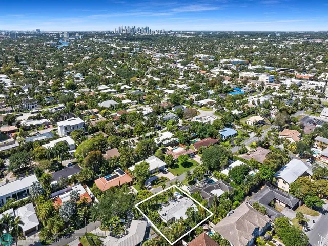 $1,259,000 | 2709 Northeast 30th Street, Fort Lauderdale, FL 33306