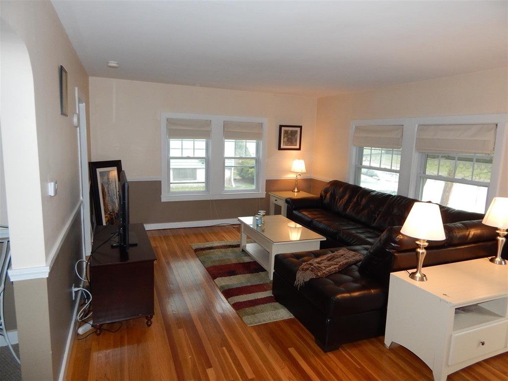 899 Riverside Drive Methuen, MA 01844 - Photo 11 of 28 Gallery Image 11