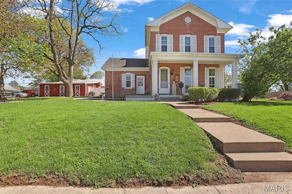 $249,000 | 409 West Central Street, Bethalto, IL 62010