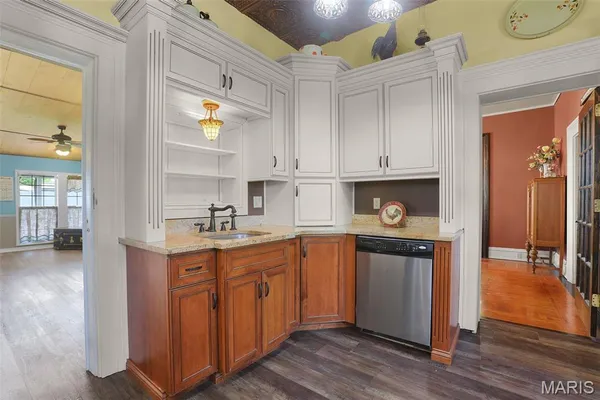 $249,000 | 409 West Central Street, Bethalto, IL 62010