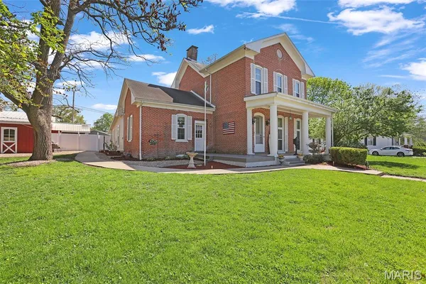 $249,000 | 409 West Central Street, Bethalto, IL 62010