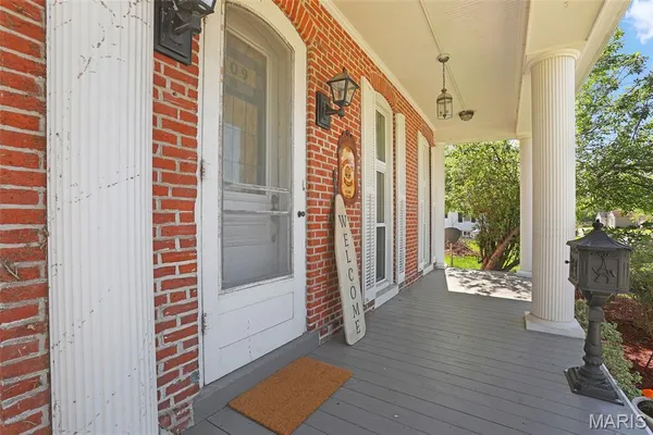 $249,000 | 409 West Central Street, Bethalto, IL 62010