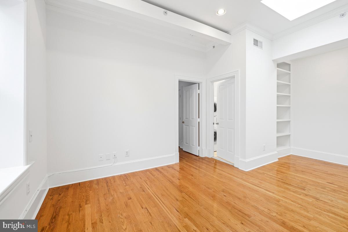 1807 California Street Northwest, Unit 305 Washington, DC 20009 - Photo 22 of 30 a view of an empty room