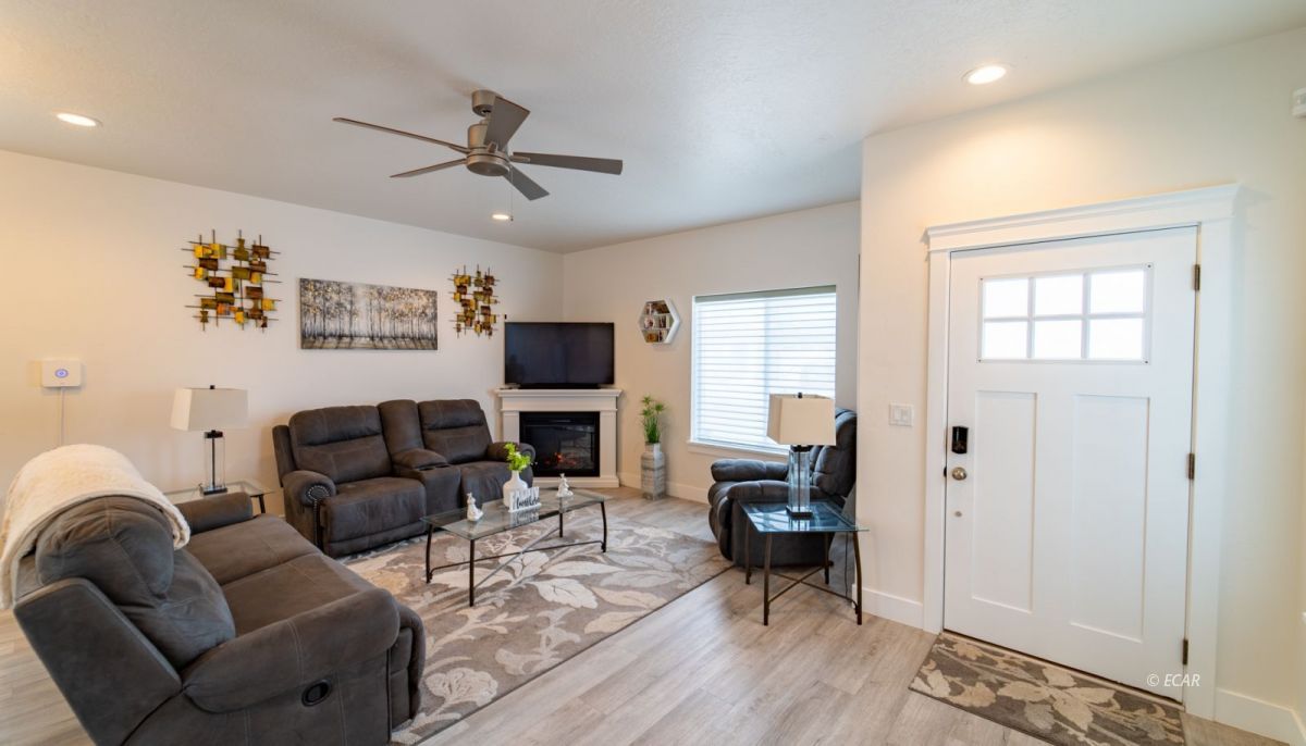 2767 Copper Trail Elko, NV 89801 - Photo 4 of 34 Gallery Image 4