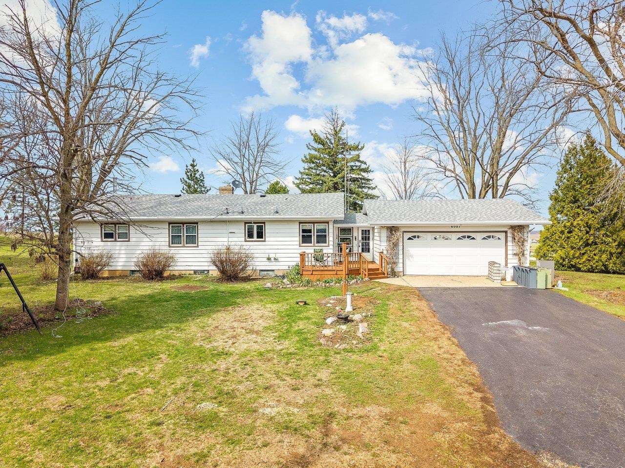 2280 South Rock City Road Ridott, IL 61067 - Photo 2 of 59