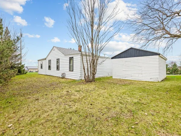 $489,900 | 2280 South Rock City Road, Ridott, IL 61067