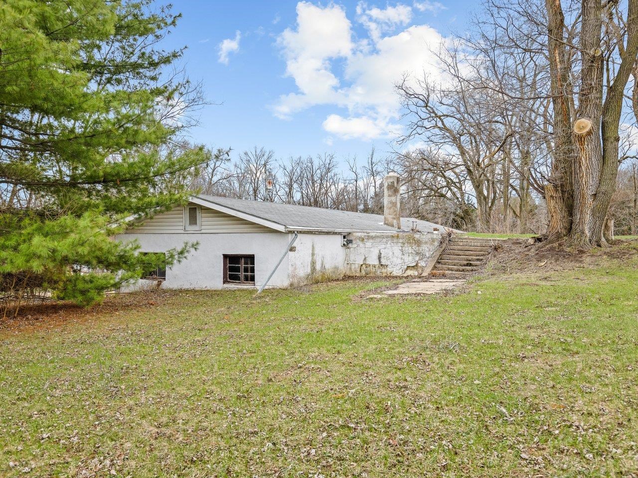 2280 South Rock City Road Ridott, IL 61067 - Photo 10 of 59