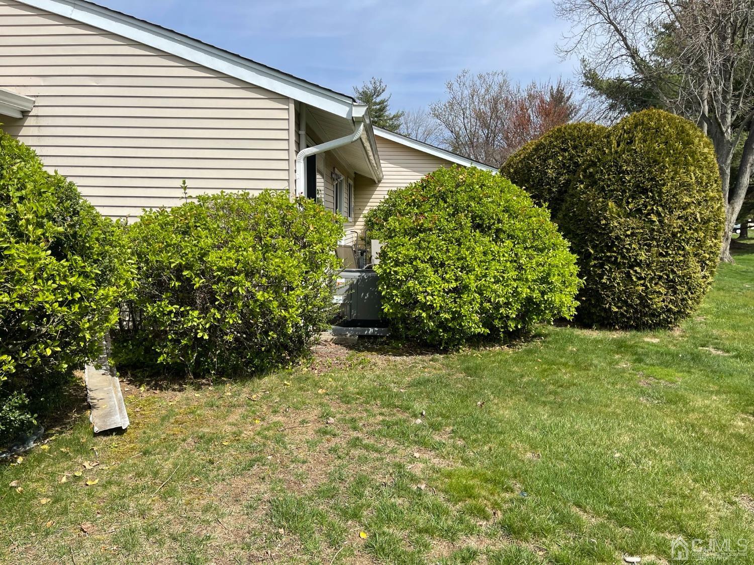 B Closter Road Monroe Township, NJ 08831 - Photo 12 of 34