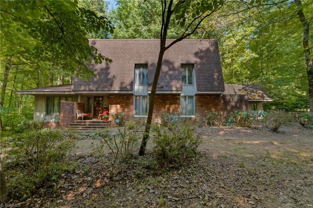 5718 Oak Tree Road Greensboro, NC 27455 - Photo 38 of 40