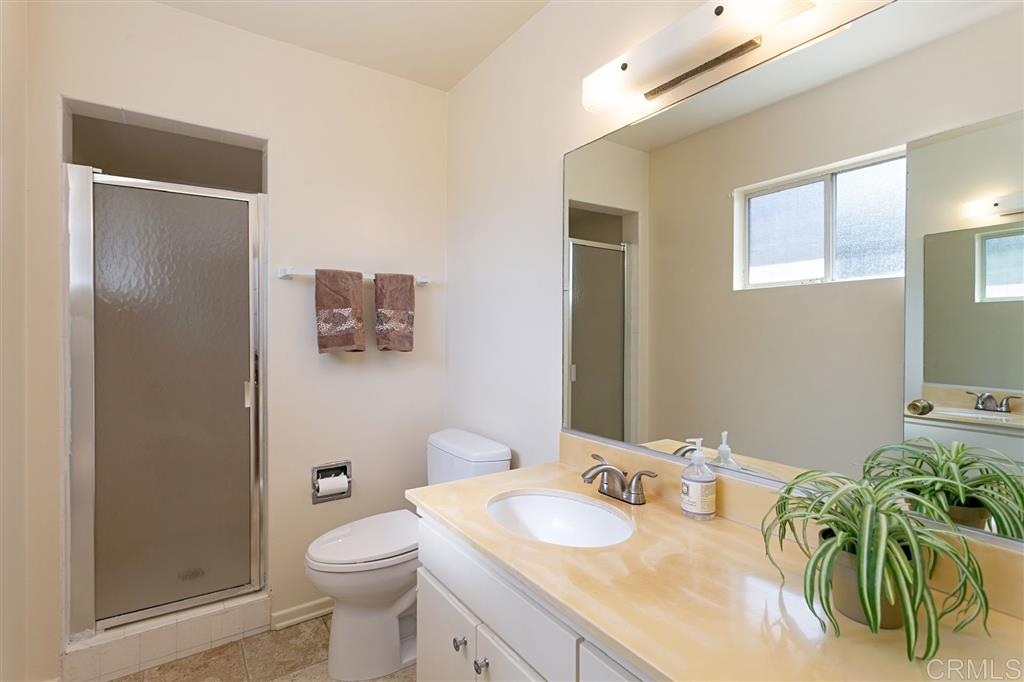 2075 Playa Road Carlsbad, CA 92009 - Photo 15 of 24 Gallery Image 15