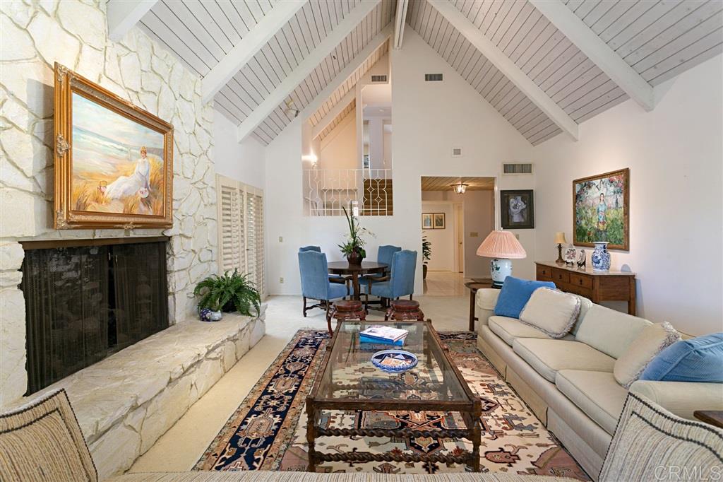 2075 Playa Road Carlsbad, CA 92009 - Photo 3 of 24 Gallery Image 3