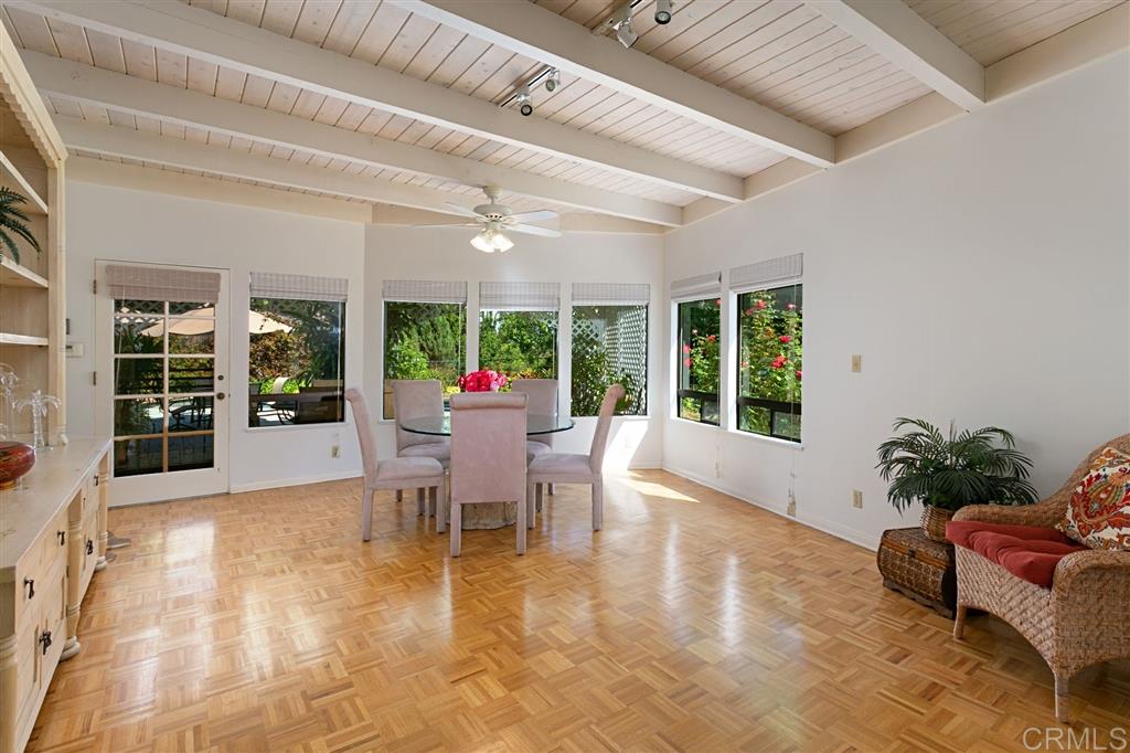 2075 Playa Road Carlsbad, CA 92009 - Photo 9 of 24 Gallery Image 9
