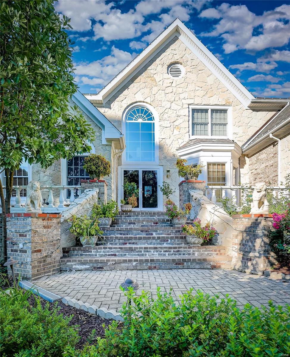 421 Lake Christine Drive Belleville, IL 62221 - Photo 5 of 53