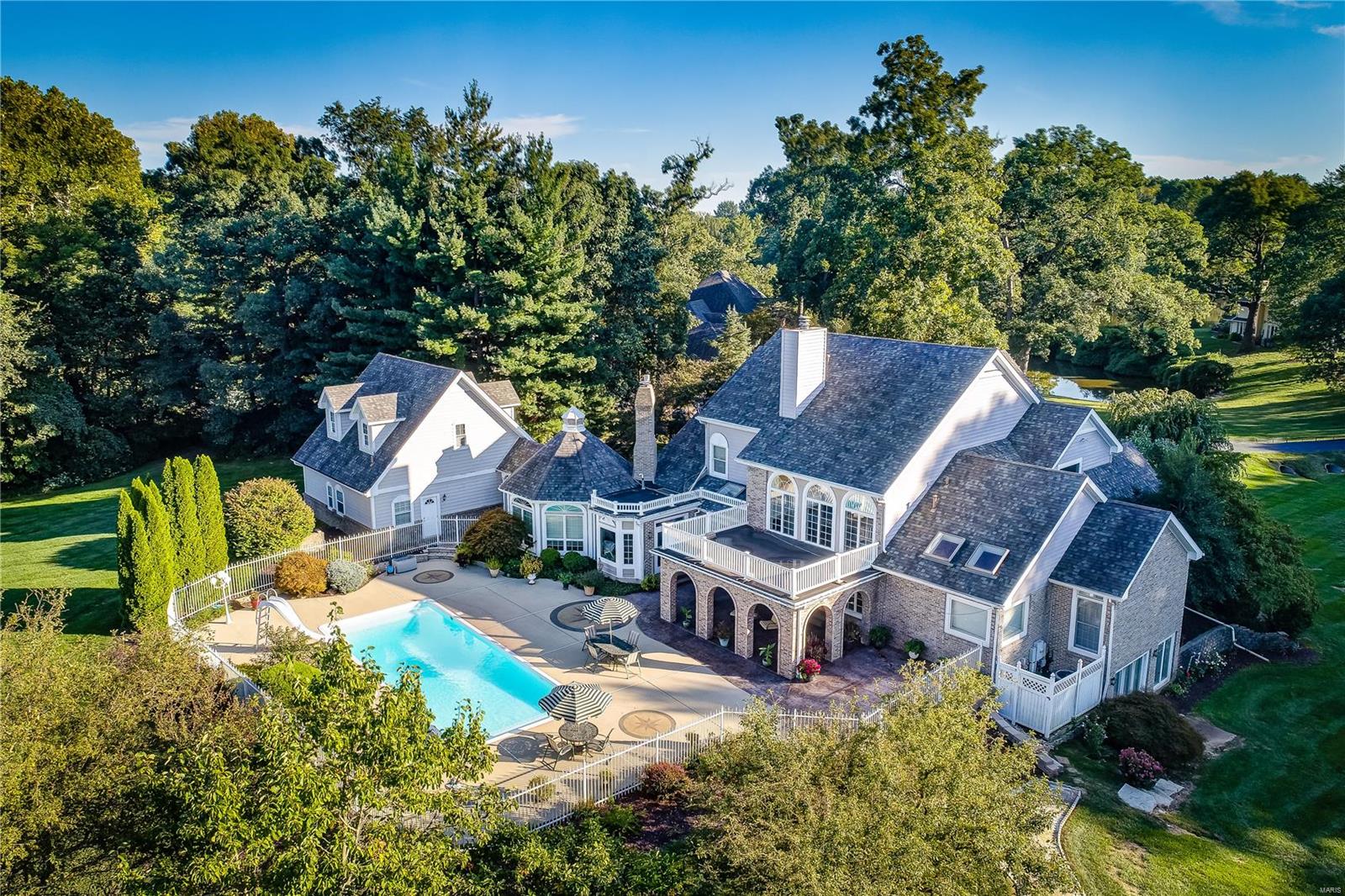 421 Lake Christine Drive Belleville, IL 62221 - Photo 7 of 53