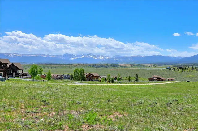 a view of a lush green field