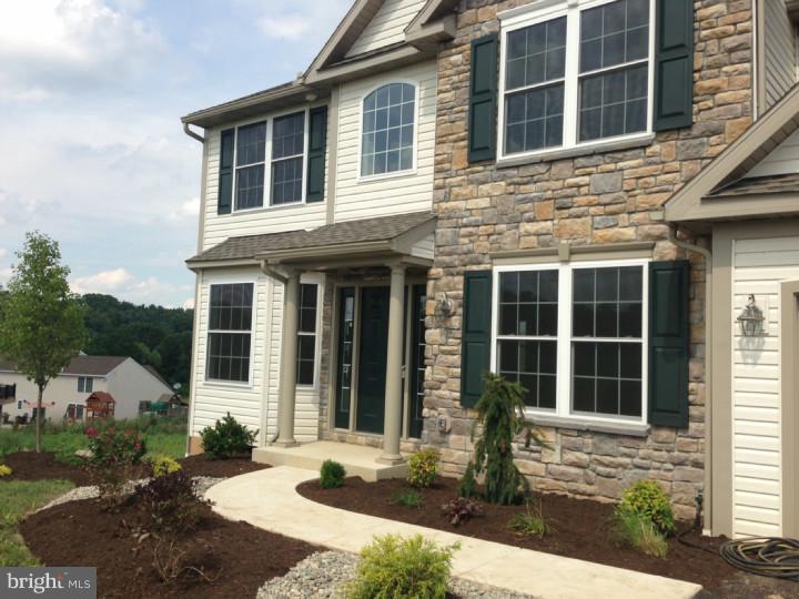5115 Stoudts Ferry Bridge Road, Unit RC149 Reading, PA 19605 - Photo 4 of 21 Gallery Image 4
