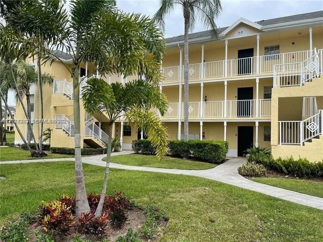 6292 La Costa Drive, Unit M Boca Raton, FL 33433 - Photo 8 of 10
