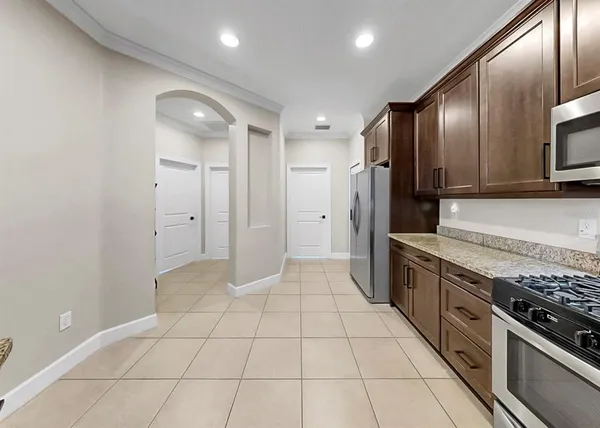 $384,000 | 15748 Phoebepark Avenue, Lithia, FL 33547