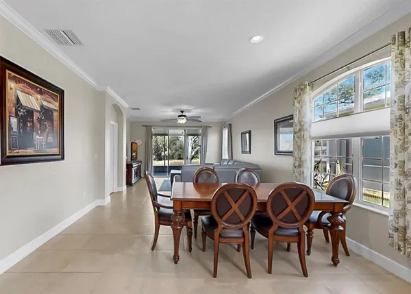$384,000 | 15748 Phoebepark Avenue, Lithia, FL 33547
