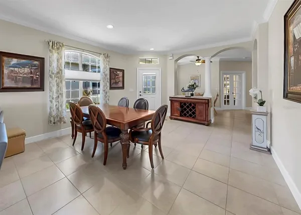 $384,000 | 15748 Phoebepark Avenue, Lithia, FL 33547