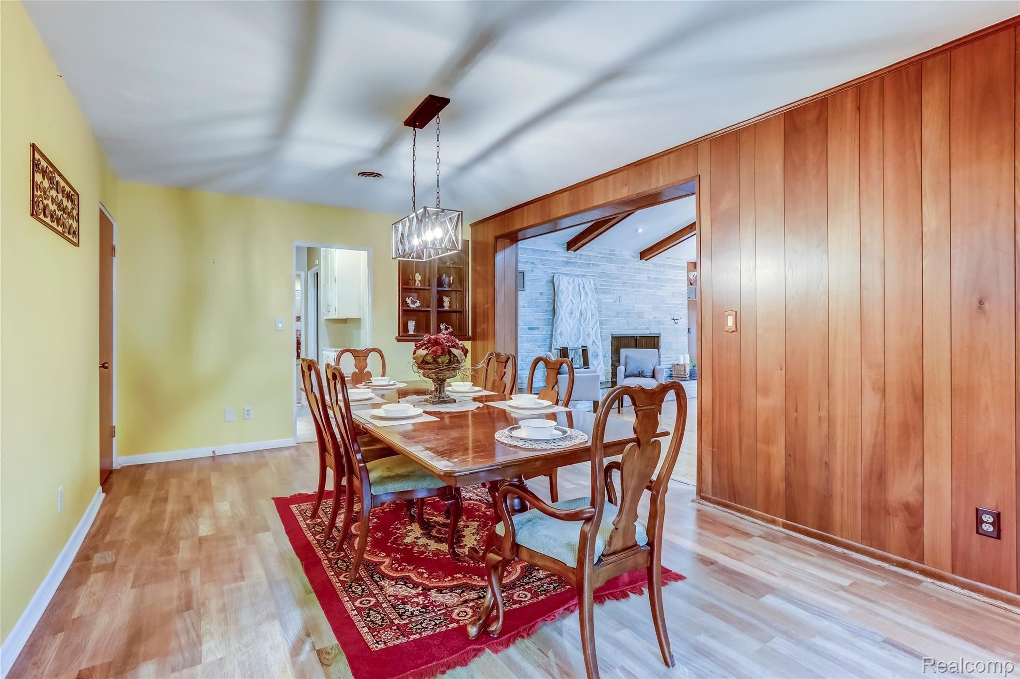 6205 Norham Road Bloomfield Hills, MI 48301 - Photo 10 of 45 6205 Norham Road, Bloomfield Hills, MI-12.jpg-FULL