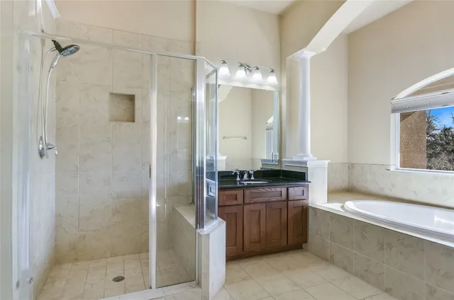 $2,700 | 15315 Glen Heather Drive, Unit 905, Lakeway, TX 78738