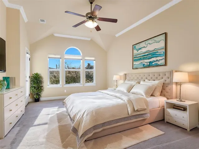 $2,700 | 15315 Glen Heather Drive, Unit 905, Lakeway, TX 78738