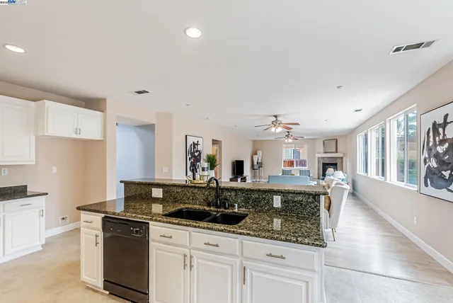 $929,999 | 141 Pescara Boulevard, Brentwood, CA 94513