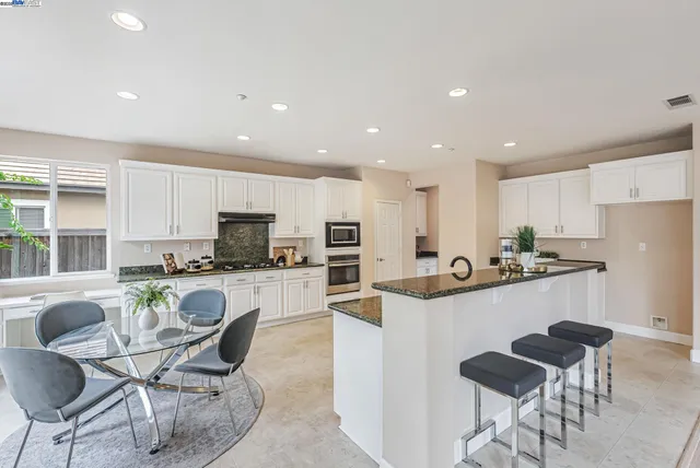 $929,999 | 141 Pescara Boulevard, Brentwood, CA 94513